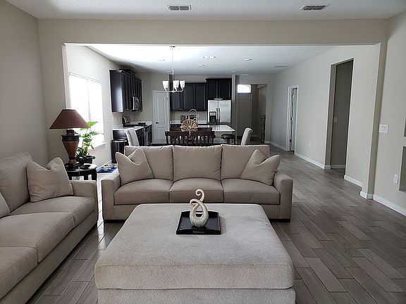 5th image of 181 Tintamarre Dr