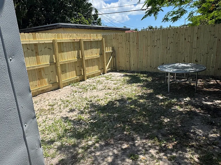 1508 NW 1st Ave #2 — Photo 15