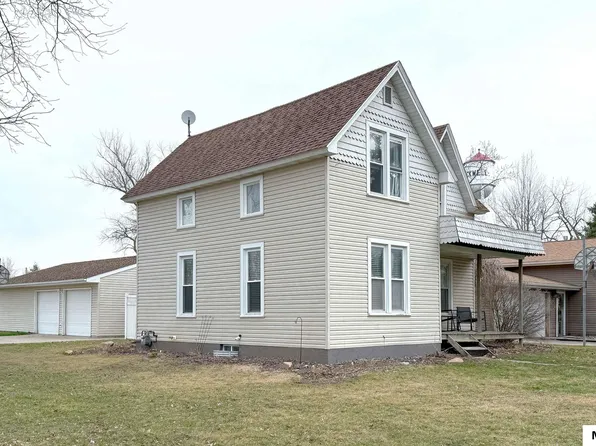 103 Cherry St, Rockwell, IA 50469