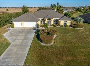 631 Sunset Pointe Dr, Lake Placid, FL 33852