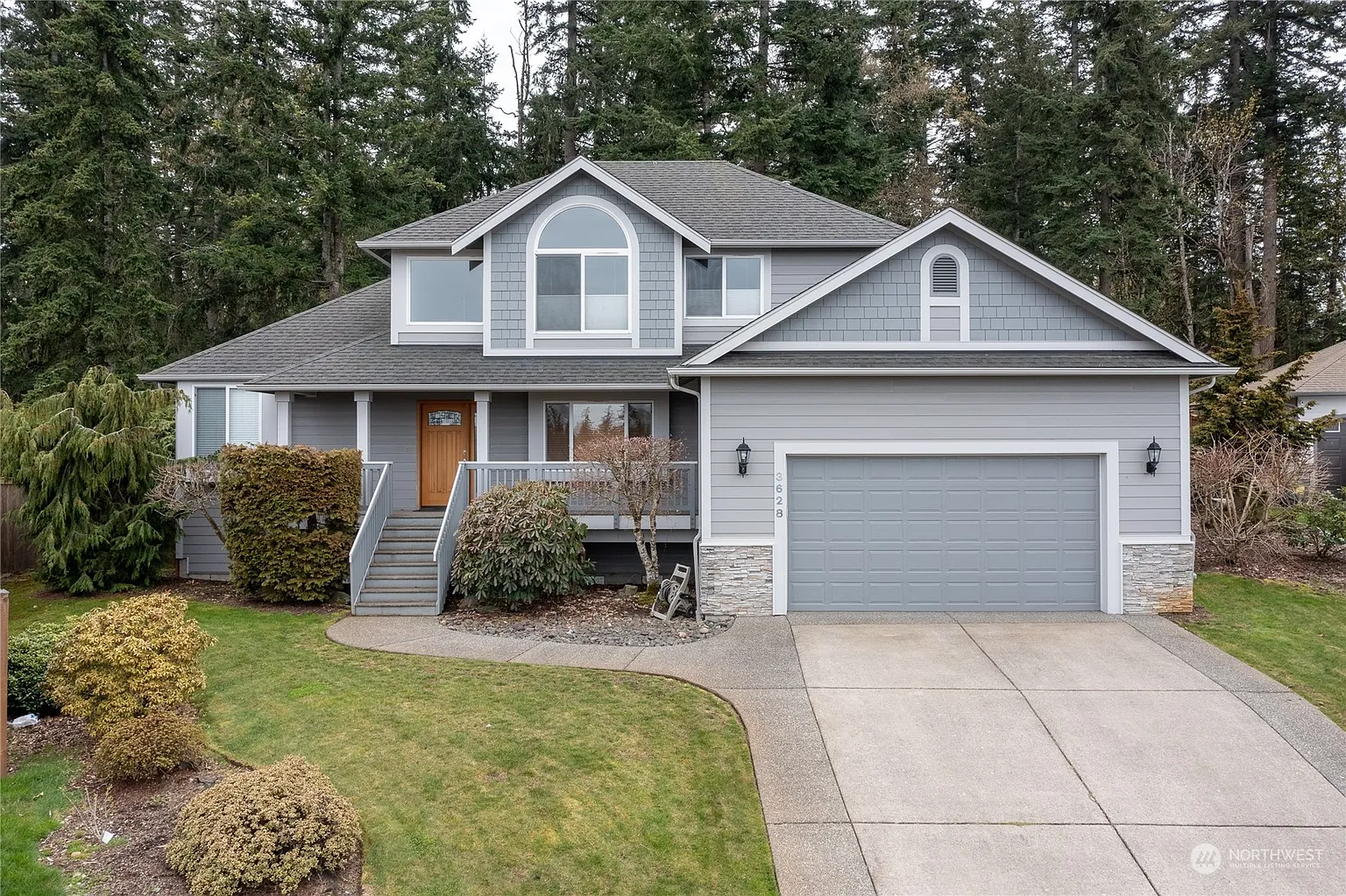 3628 Woodside Court photo 1