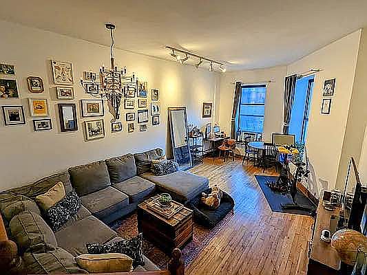 1st image of 162 W 80th St APT 4A