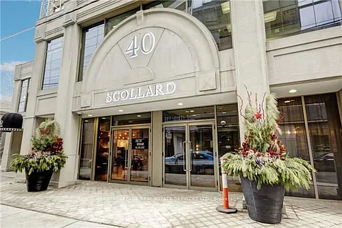 40 Scollard St Photo 1