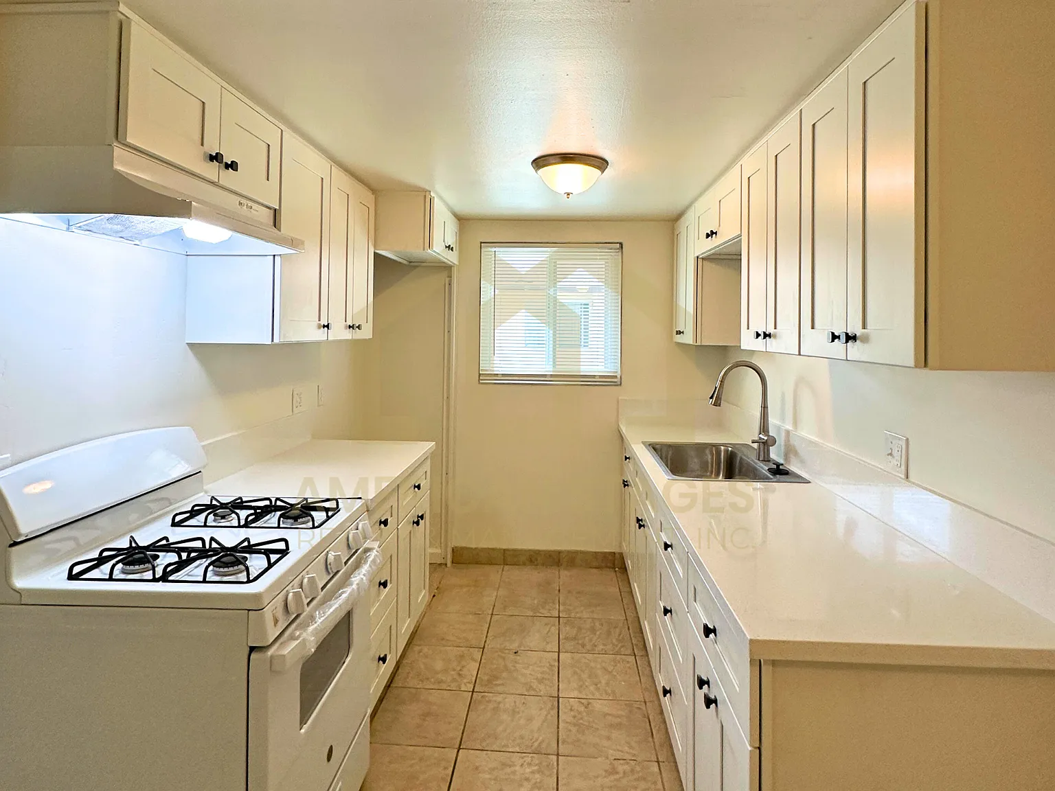 525 North S Street - B — Photo 3