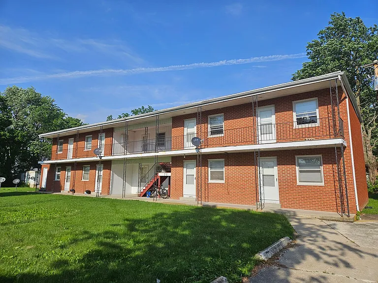 345 North Dr — Photo 5