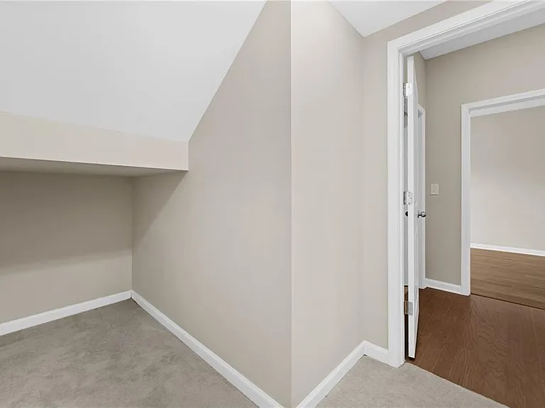 331 Northaven Ave — Photo 41