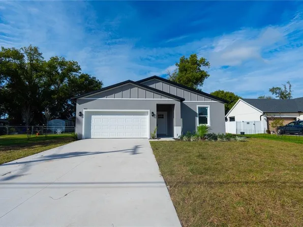 903 N New Hampshire Ave, Tavares, FL 32778