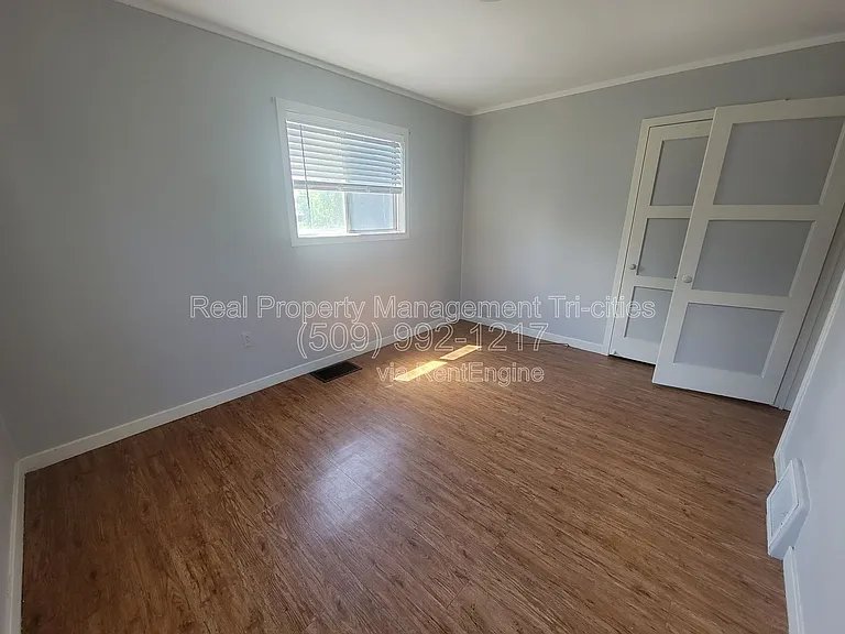 312 Goethals Dr — Photo 10