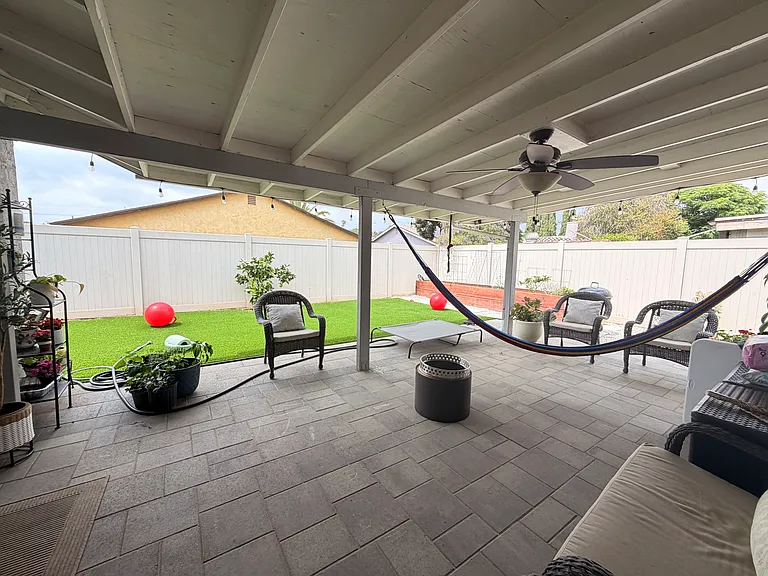 1436 Pearl Pl — Photo 16