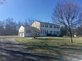 16 Gerentine Way, Marlboro, NY 12542