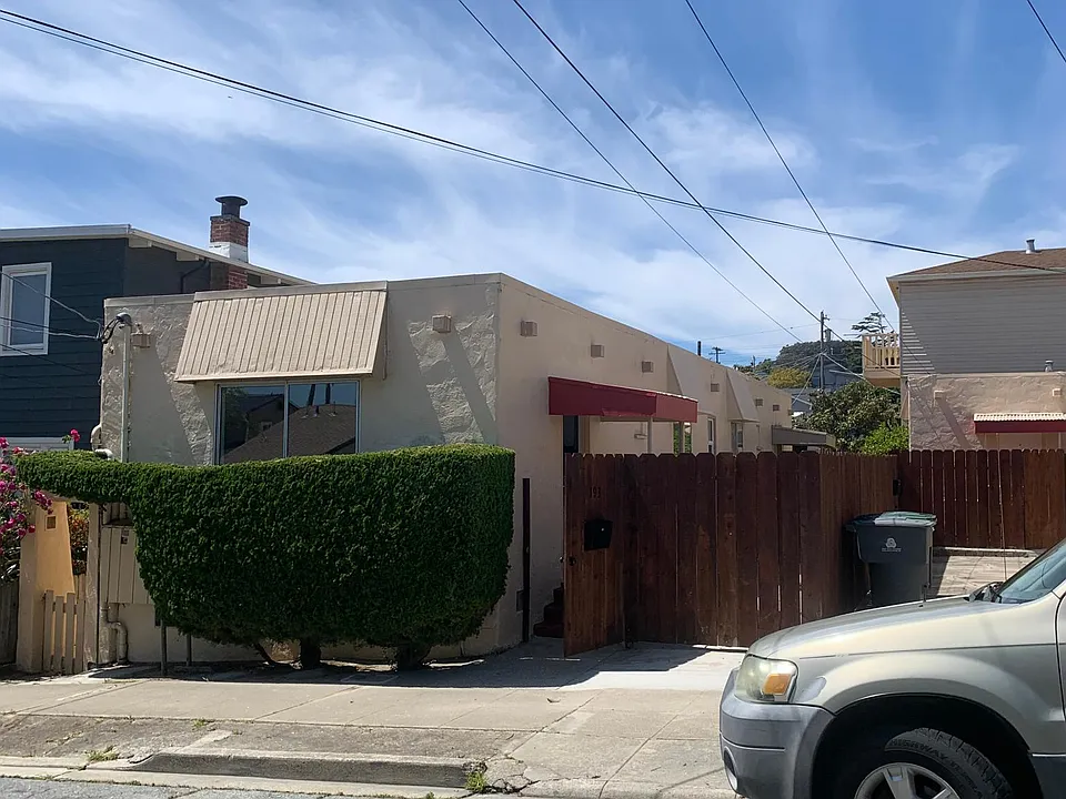 193 Poplar Ave