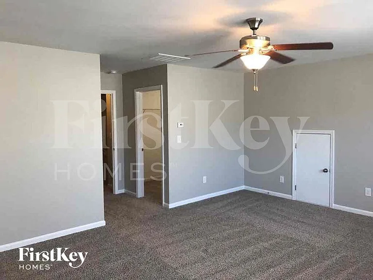 6022 Durango Way — Photo 15