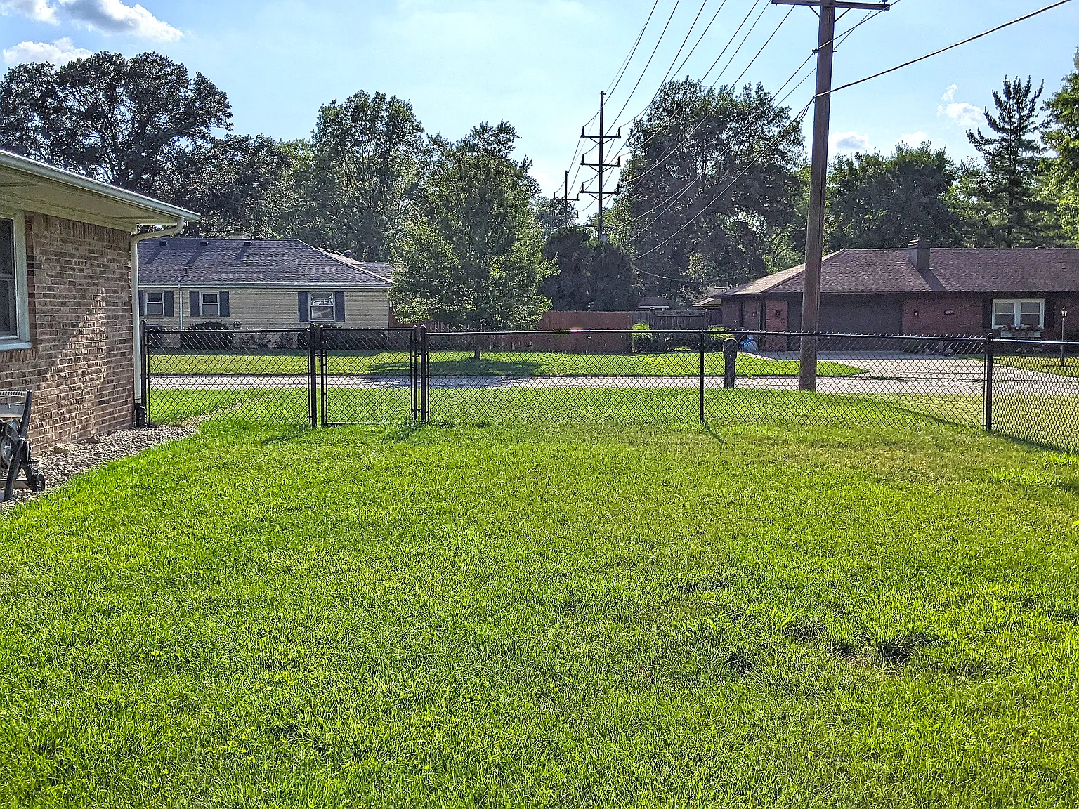 3 bed, 1744 sqft, $2,250 — Photo 3