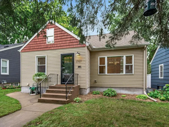 2921 Georgia Ave S, Saint Louis Park, MN 55426