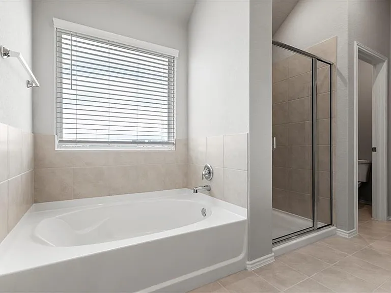 4909 Sea Salt Dr — Photo 24