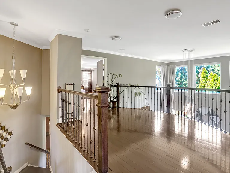 4900 Sunset Ln — Photo 35