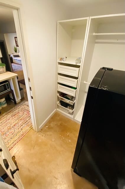 1st image of 923 Margaret St