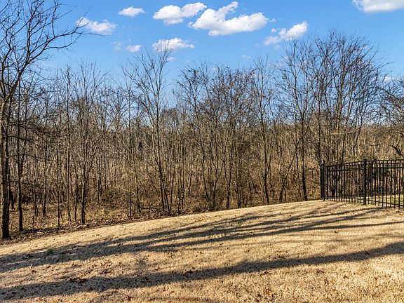 2nd image of 1545 Nathan Ct