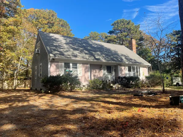 3 Betty Avenue, East Sandwich, MA 02537
