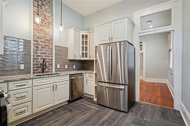 4519 Constance St — Photo 12