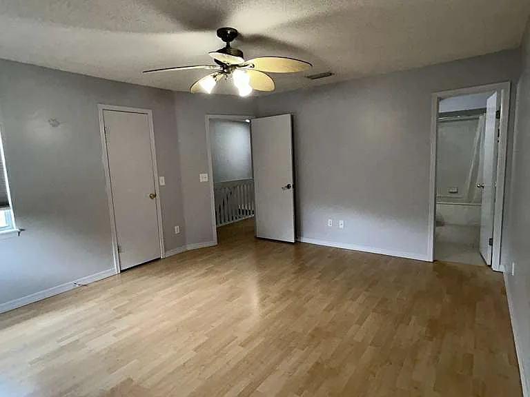 3015 Candlewyck Ln E — Photo 14