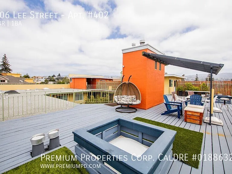 Bel Aire Apartments — Photo 18