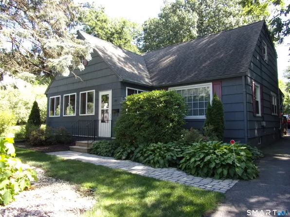134 East Road, Bristol, CT 06010
