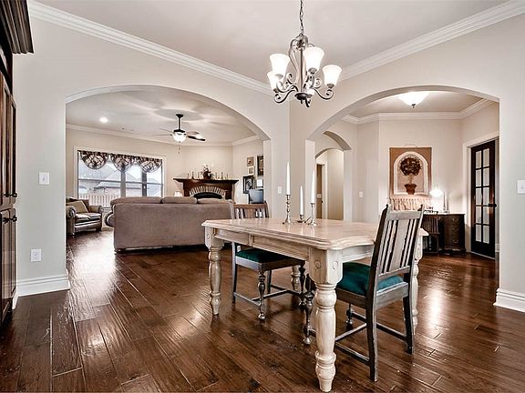 4th image of 4381 Lofty Wood Dr