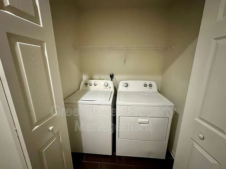 3288 Deerfield Pointe Dr — Photo 31