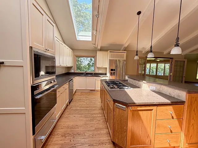 1 Raccoon Rd — Photo 9