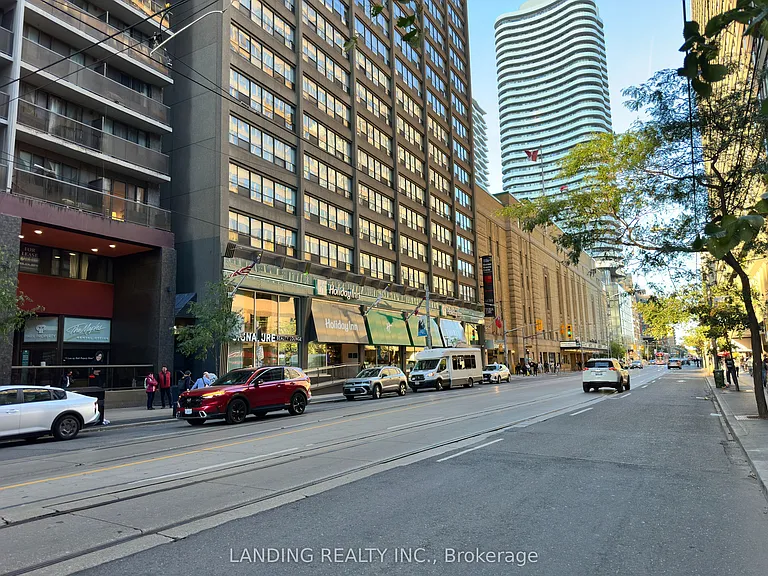 21 Carlton St #3404 — Photo 17