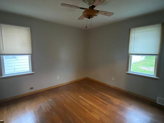 5th image of 29312 Park St