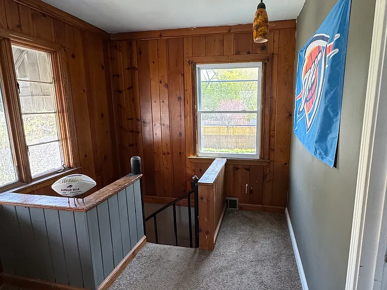 35 Greenwood Pl — Photo 8