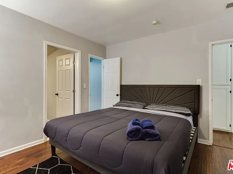 6659 Amigo Ave — Photo 22