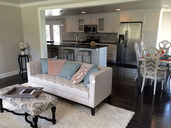 Open Living/Kitchen/Dining 