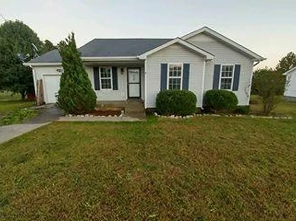 254 Golden Pond Ave, Oak Grove, KY 42262