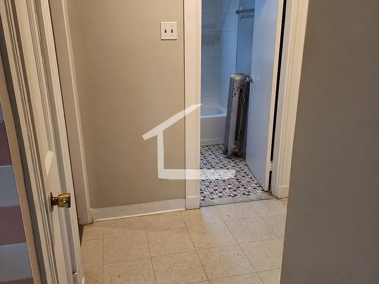 8 Woodside Ave #1 — Photo 27