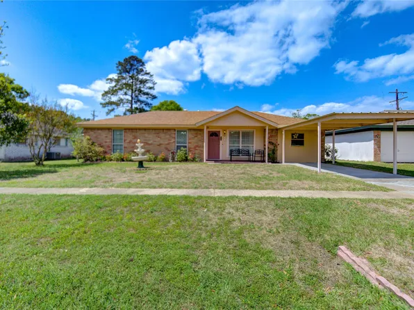 21456 Magnolia Dr, New Caney, TX 77357