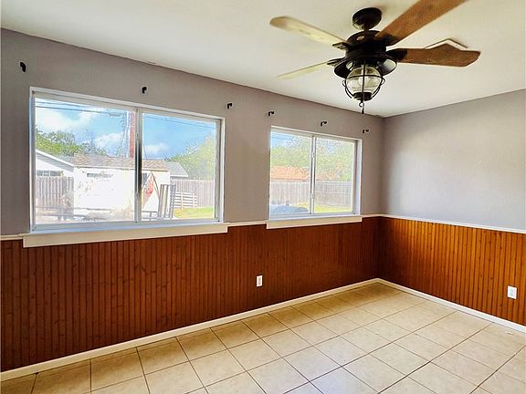 3rd image of 1230 Red Bird Ln