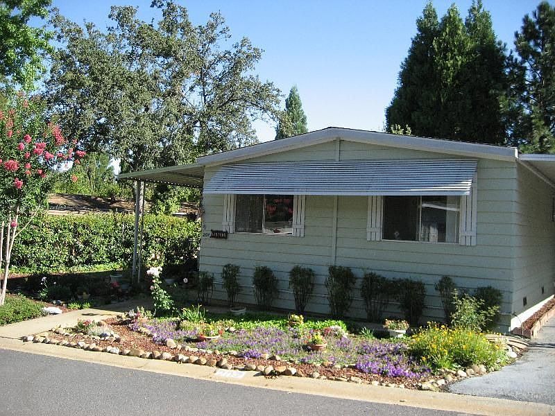 1st image of 207 Black Bart Dr