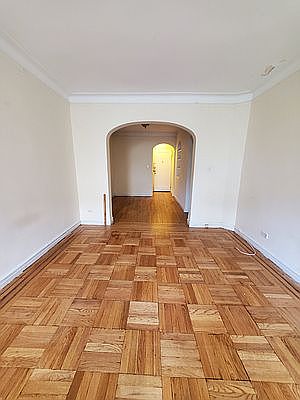 5th image of 4130 46th St APT 5L