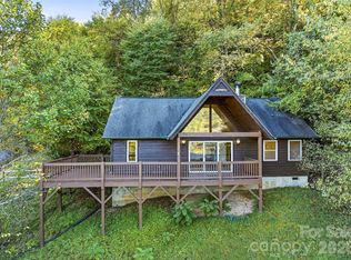 144 Appalachian Trl, Maggie Valley, NC 28751