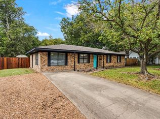 707 Cedar St, Bonham, TX 75418