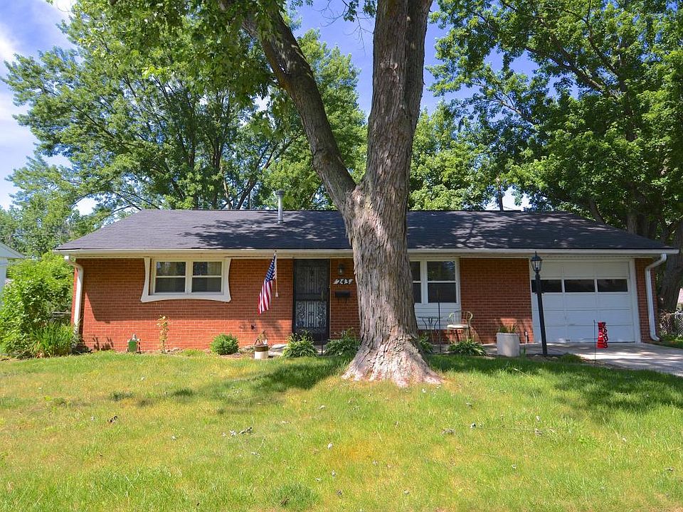 1st image of 243 Imperial Dr