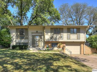 9568 Corby St, Omaha, NE 68134