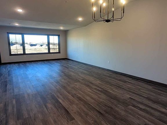 5th image of 3928 Dorothys Ln