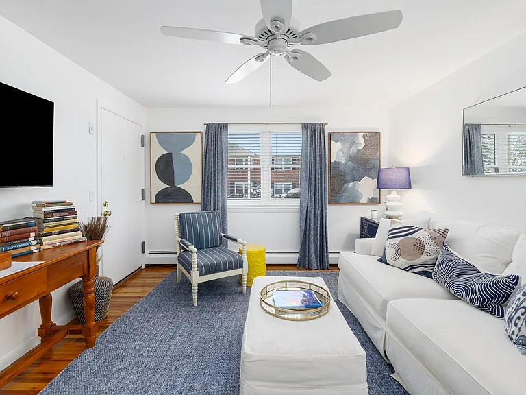 70 Carroll Ave #1009 — Photo 3