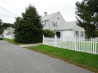 3 Florence St, Riverside, RI 02915