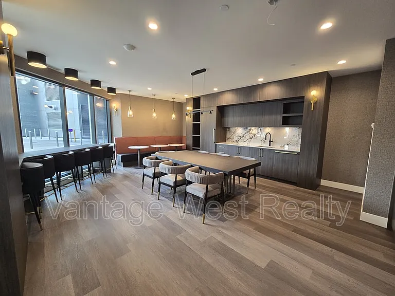 3700 Capozzi Rd #901 — Photo 39