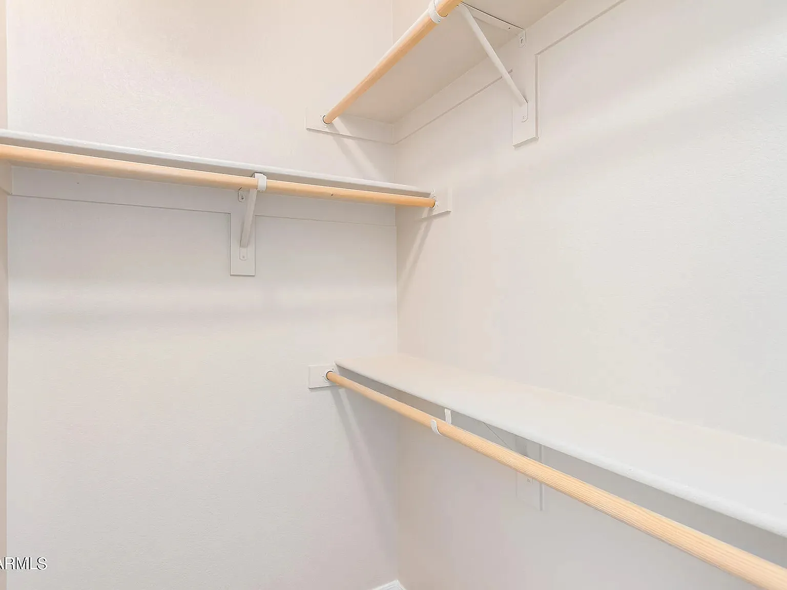 2 bed, 1100 sqft, $2,100 — Photo 4